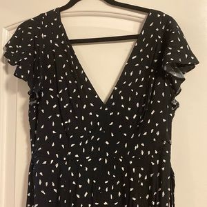 lulus jumpsuit  black with White size L